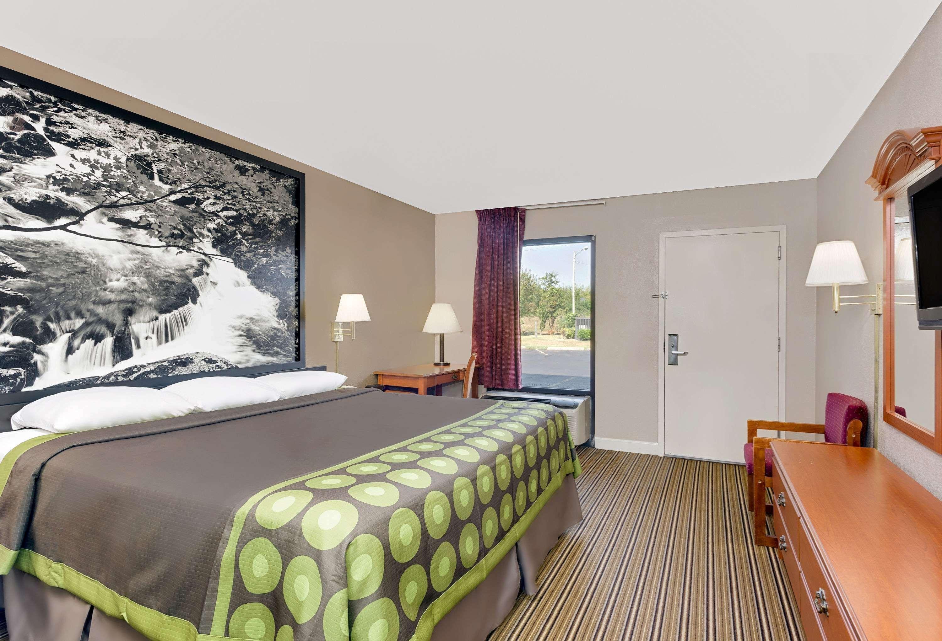 Super 8 By Wyndham Athens Motell Exteriör bild