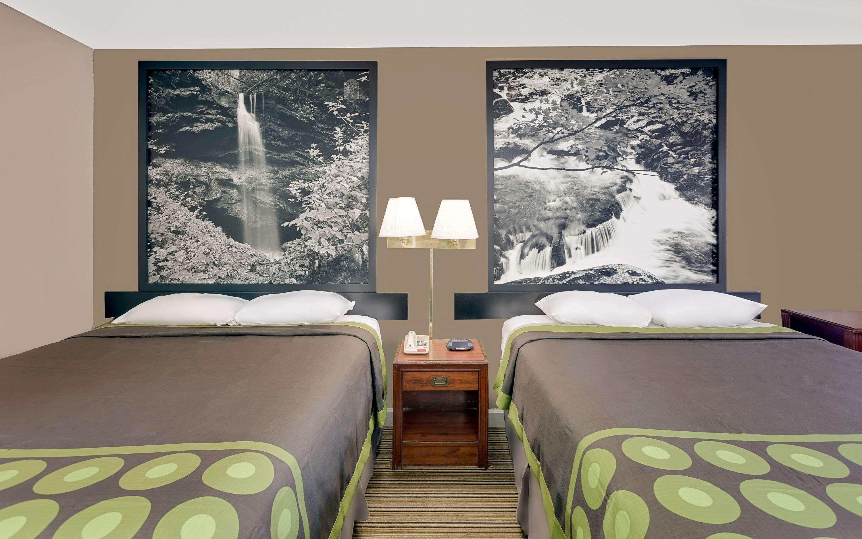 Super 8 By Wyndham Athens Motell Exteriör bild